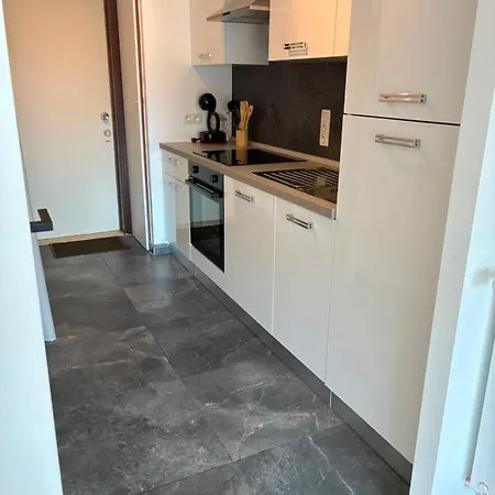 202 Aurora Apartment *